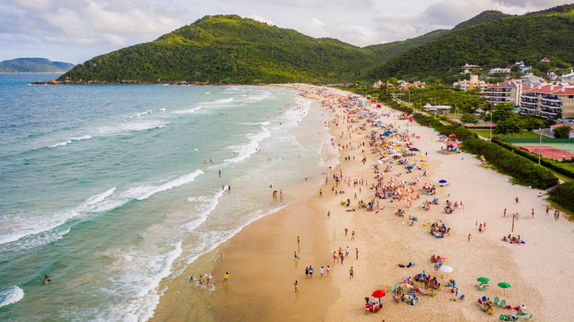 Conheça Praia Brava